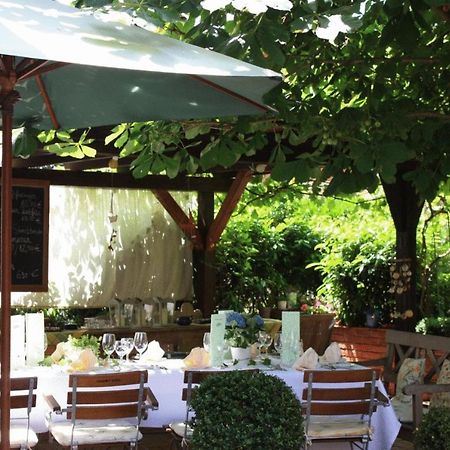 Gasthaus Schwanen & Villa Pfarrhus シュテューリンゲン エクステリア 写真