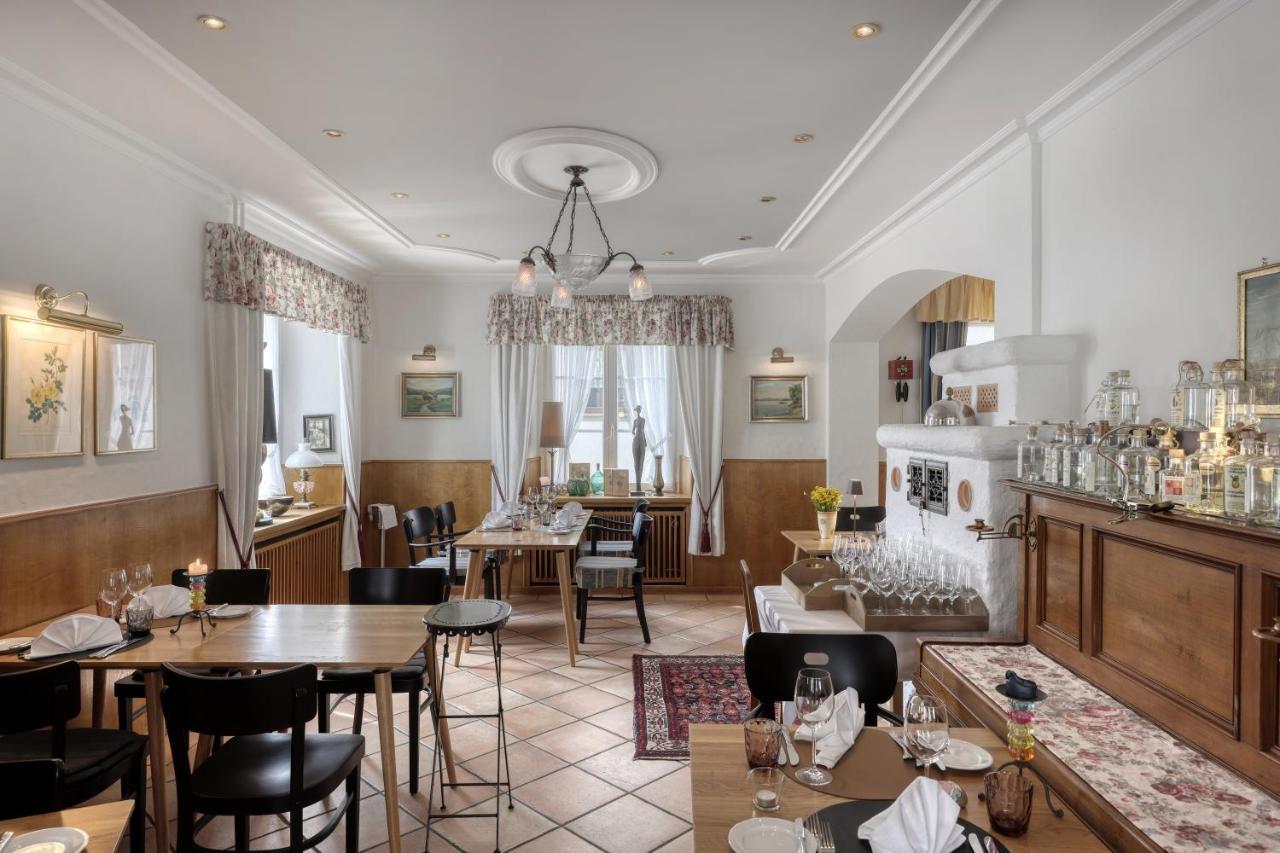 Gasthaus Schwanen & Villa Pfarrhus シュテューリンゲン エクステリア 写真