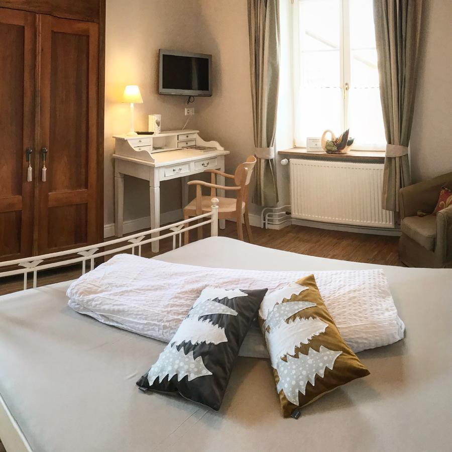 Gasthaus Schwanen & Villa Pfarrhus シュテューリンゲン エクステリア 写真